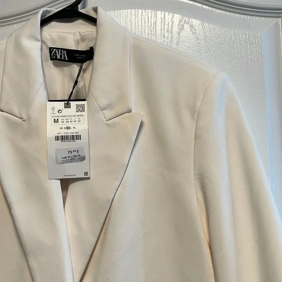 Zara Cream Double-Breasted Blazer with Black Button - Picture 3 of 4